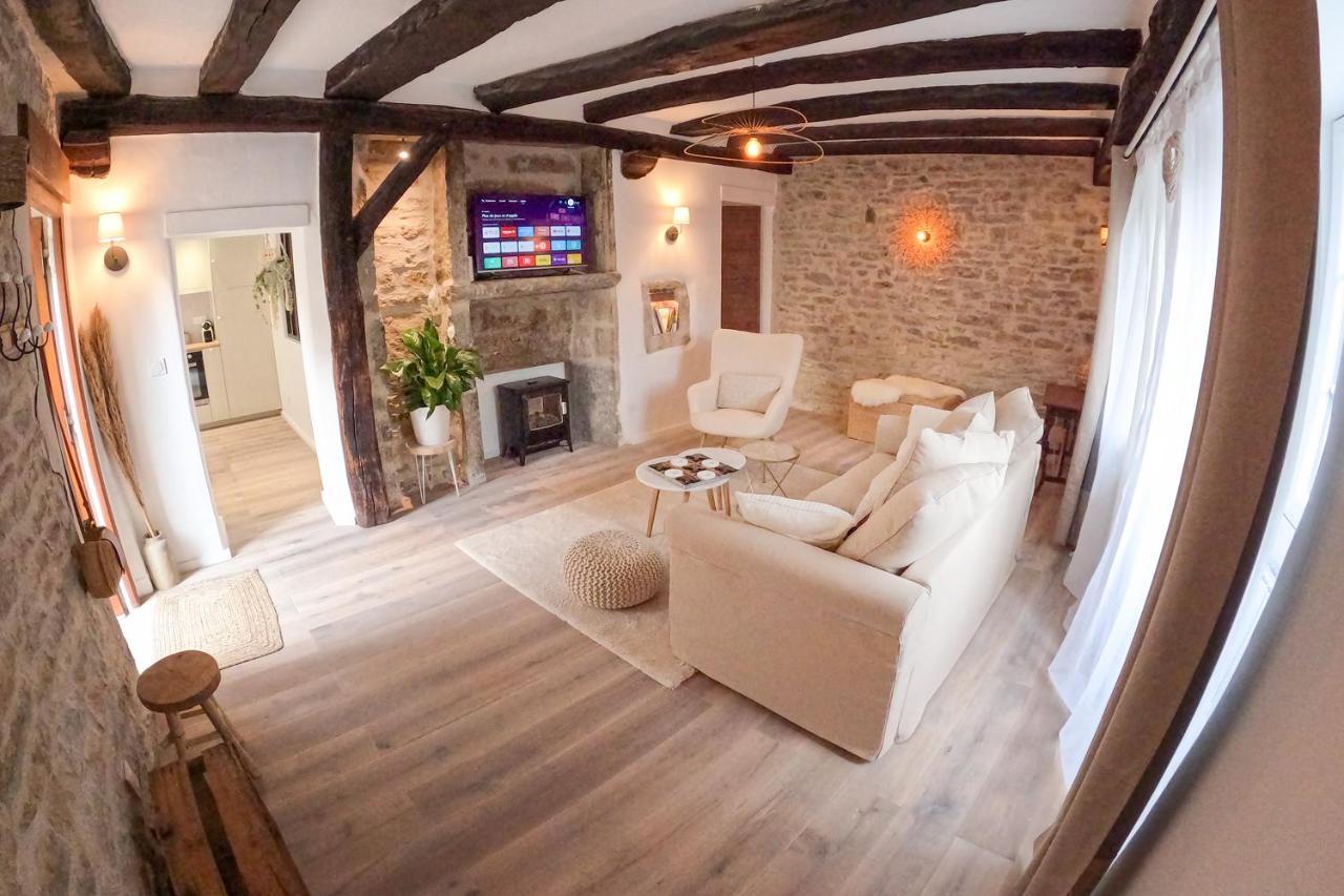 Le Petit Cocon De Chateau Chalon Esterno foto