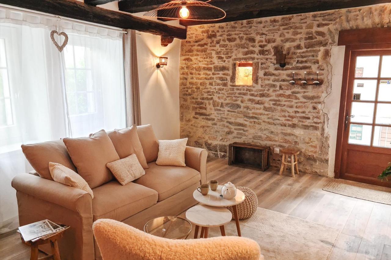 Le Petit Cocon De Chateau Chalon Esterno foto